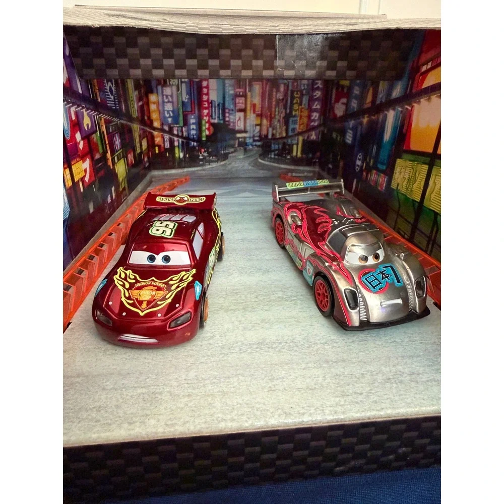 Disney Pixar Cars Neon Racers Lightning McQueen Shu Todoroki Light Up 2-Pack